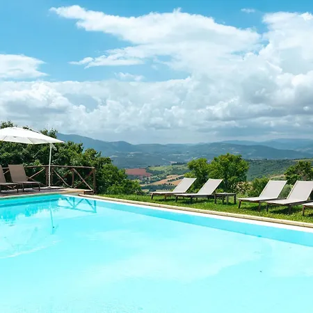 Üdülőközpont Nikis Gubbio