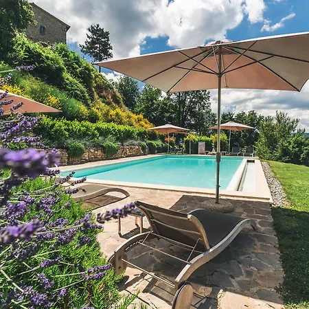 Üdülőközpont Nikis 3*